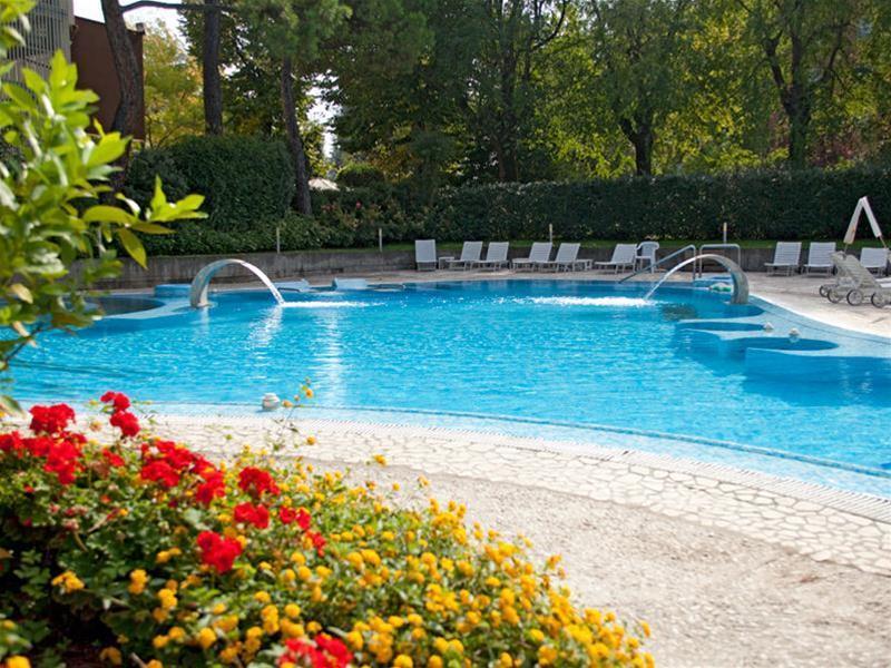 Hotel Bristol Buja Abano Terme Esterno foto
